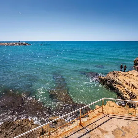 Holiday home 5 Bedroom Beautiful In Roda De Bera Coma-ruga