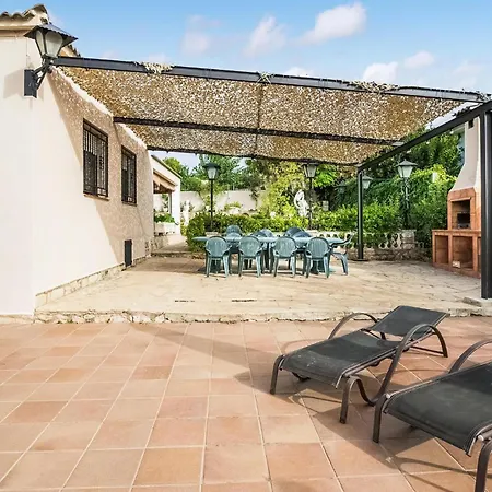 5 Bedroom Beautiful In Roda De Bera Holiday home *